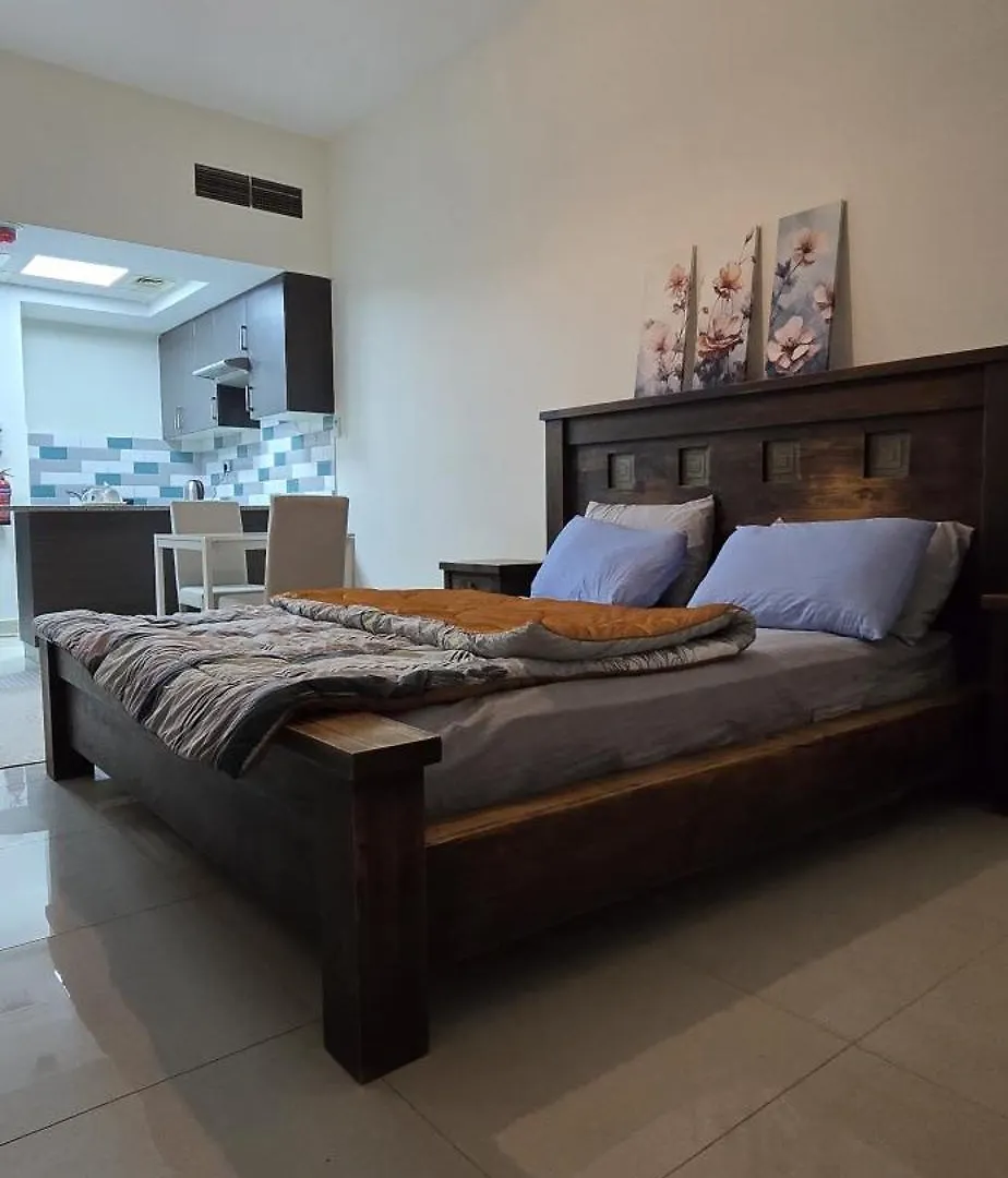 Comfy Garden View Condo Apartment Σάρτζα Ηνωμένα Αραβικά Εμιράτα